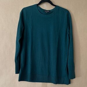 Banana Republic Emerald Green Crew Neck Sweater